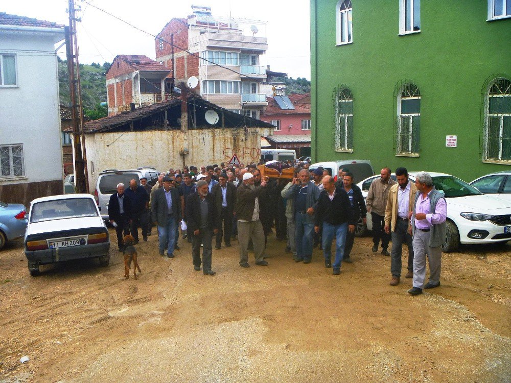 Bilecik’ten Afyonkarahisar’a Sevk Edilen Kadın Hastanede Hayatını Kaybetti