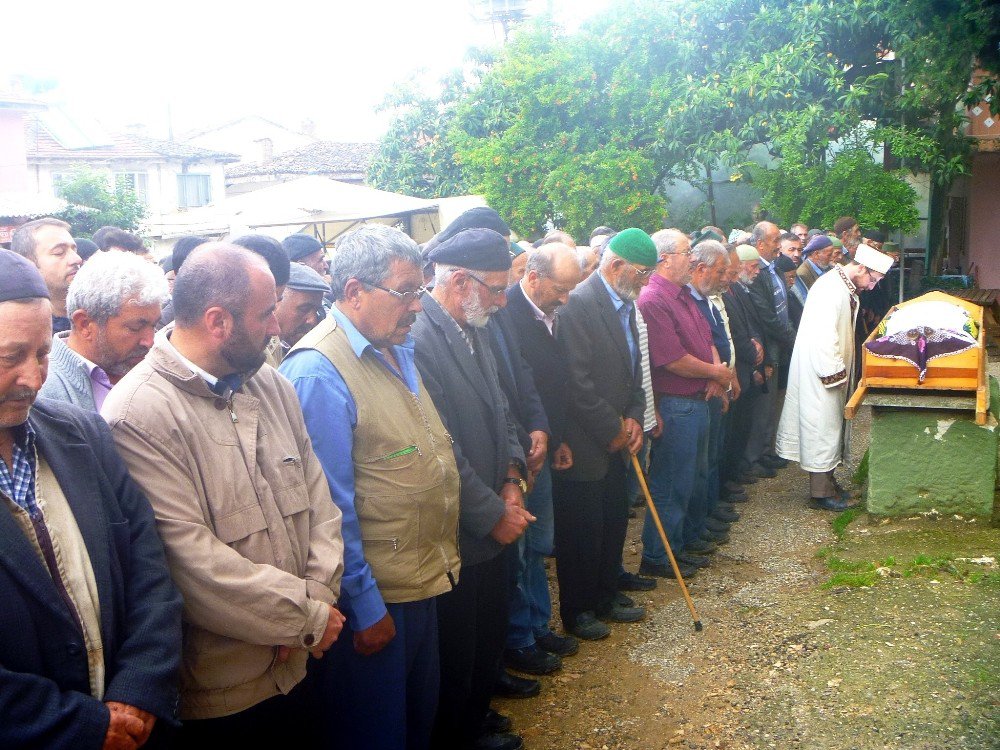 Bilecik’ten Afyonkarahisar’a Sevk Edilen Kadın Hastanede Hayatını Kaybetti