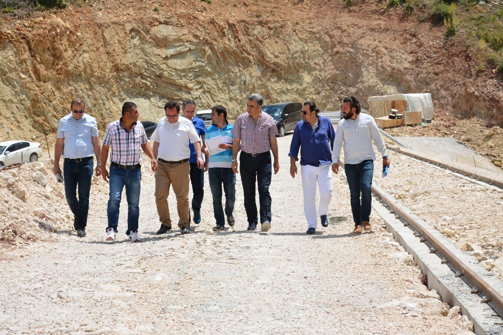 Coşkun, Adrasan Barajı Ve Sulaması İnşaatlarını İnceledi