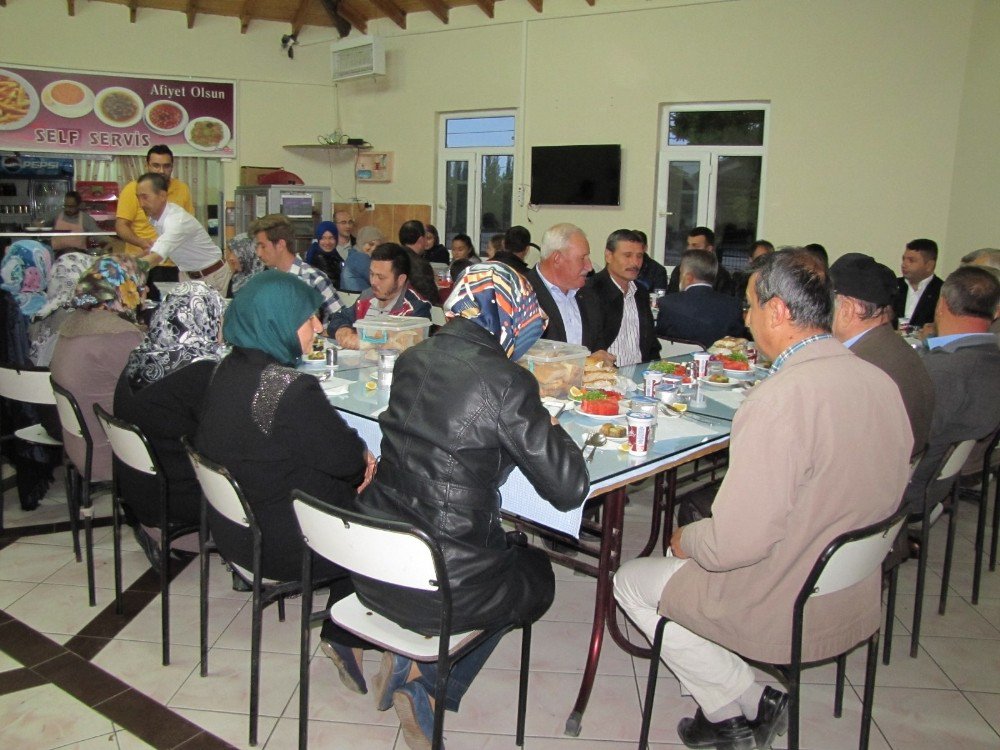 Hisarcık Belediyesinden Şehit Ve Gazi Ailelerine İftar