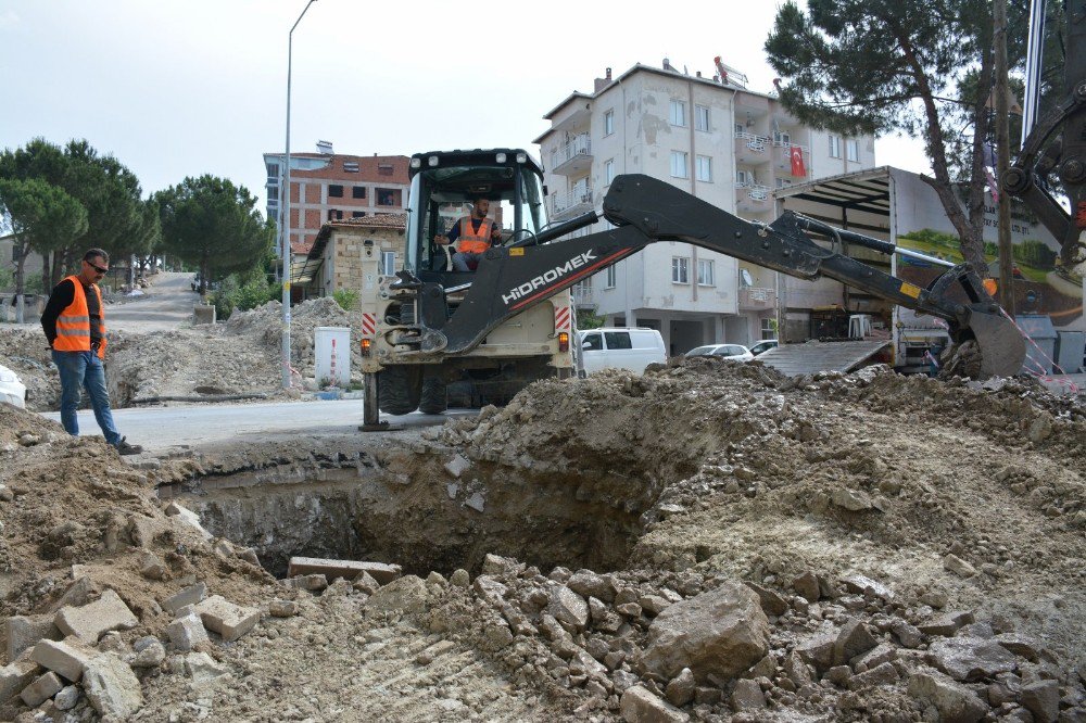 Gördes Aat’nin Altyapı Çalışmalarında Sona Yaklaşıldı