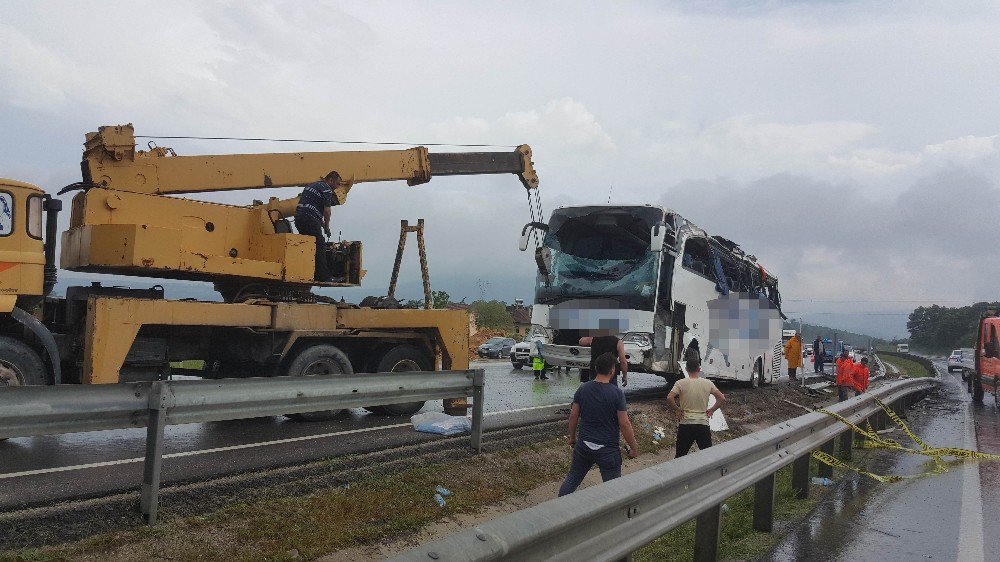 Samsun’daki Otobüs Kazasında 49 Kişi Yaralandı