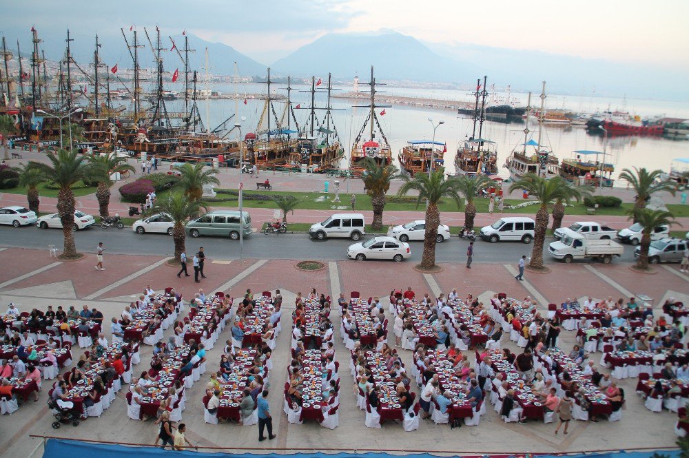 Alanya’da Yaşayan Yabancılara İftar