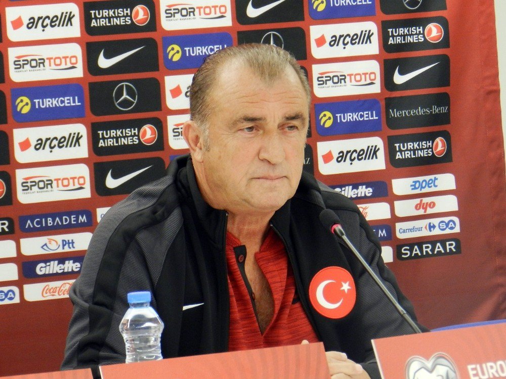 Fatih Terim: "Ay-yıldızlı Formayı Pazarlık Konusu Yapmam"