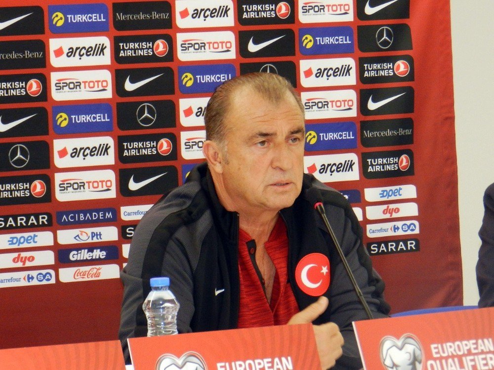 Fatih Terim: "Ay-yıldızlı Formayı Pazarlık Konusu Yapmam"