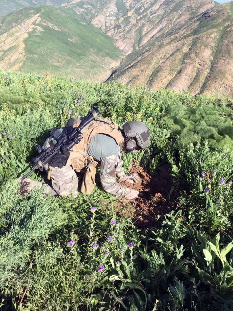 Hakkari’de Hain Tuzak Köylülerin Haber Vermesi Sonucu Bozuldu