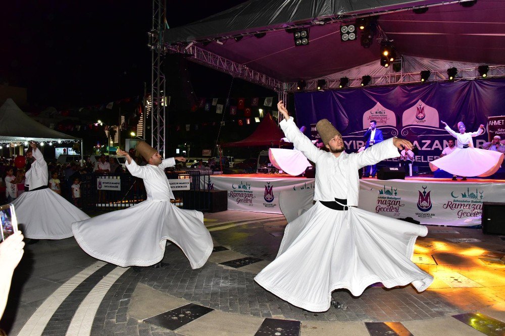 Sanatçı Ahmet İnce’ye Yoğun İlgi