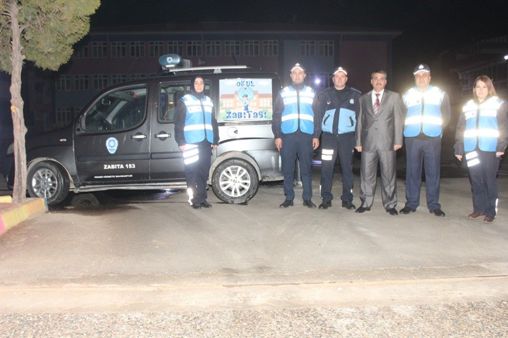 Alaşehir Belediyesi Aydınlık Bir Gelecek İçin Öğrencilere Işık Oldu