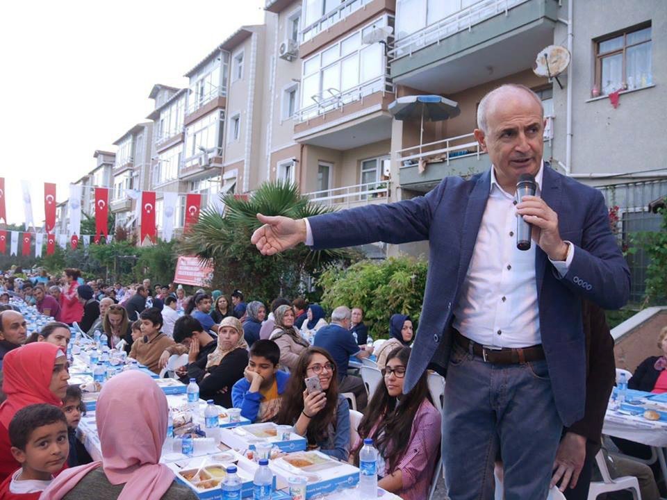 Büyükçekmece Ailesi Ramazan’ın Bereketini Birlikte Paylaşıyor