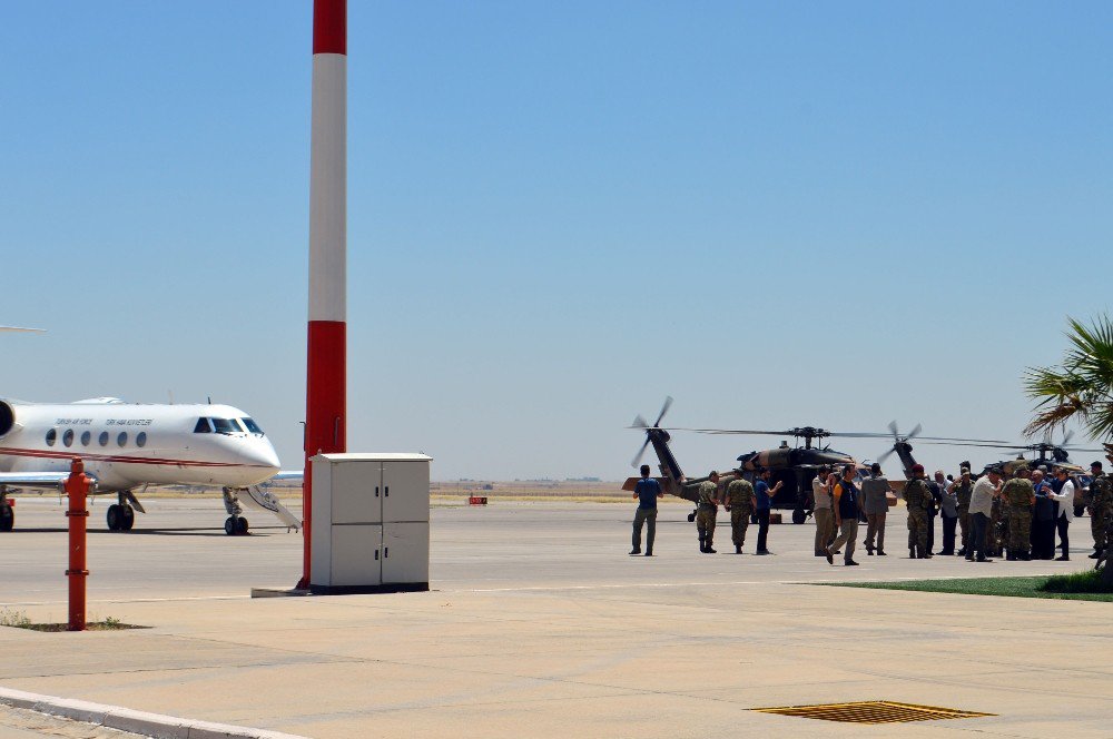 Milli Savunma Bakanı Işık Mardin’de