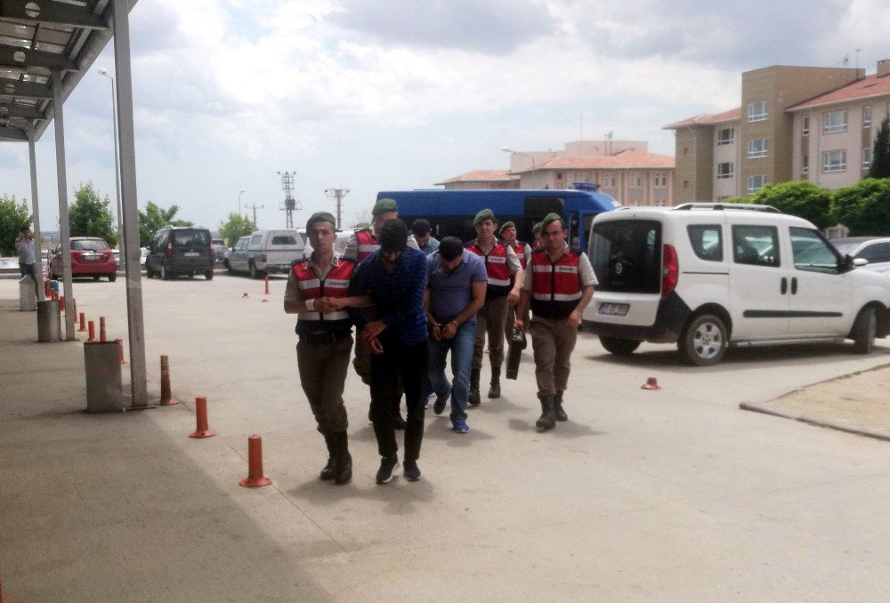 100 Binlerce Liralık Kablo Çalan Şebeke Çökertildi