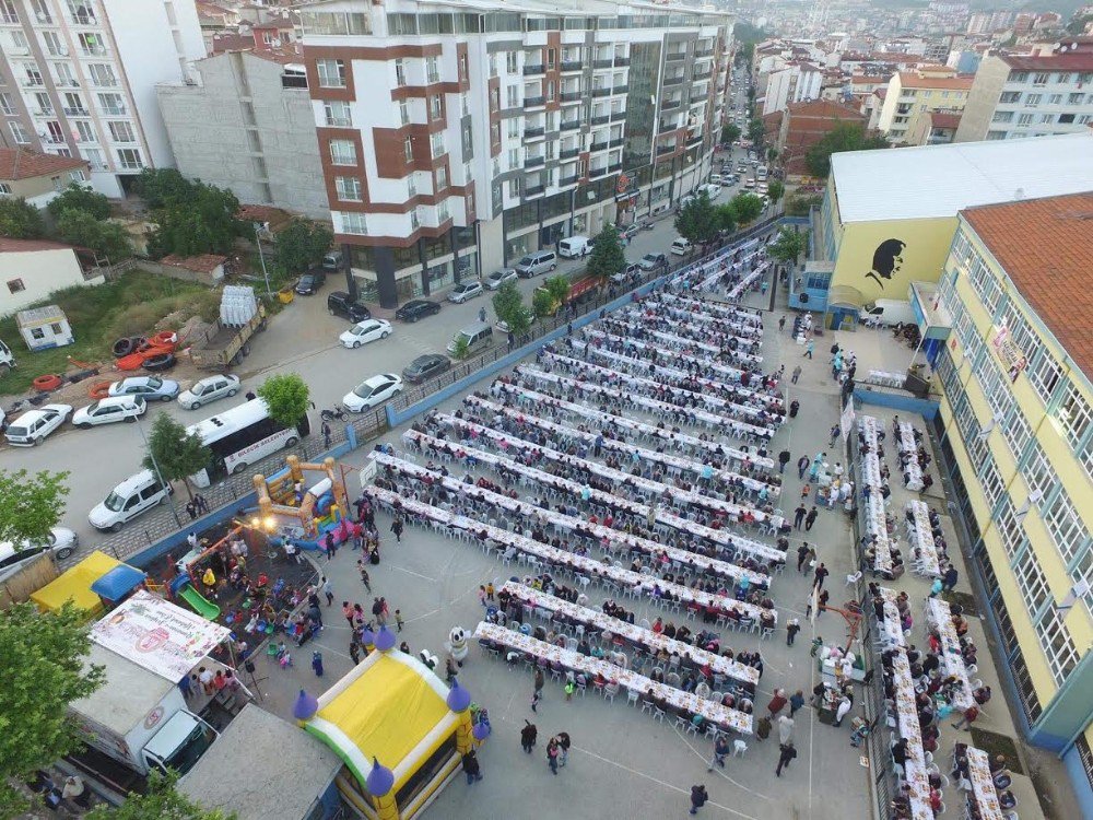 Birlik, Beraberlik Ve Kardeşlik Sofrası Gazipaşa Mahallesi’nde Kuruldu