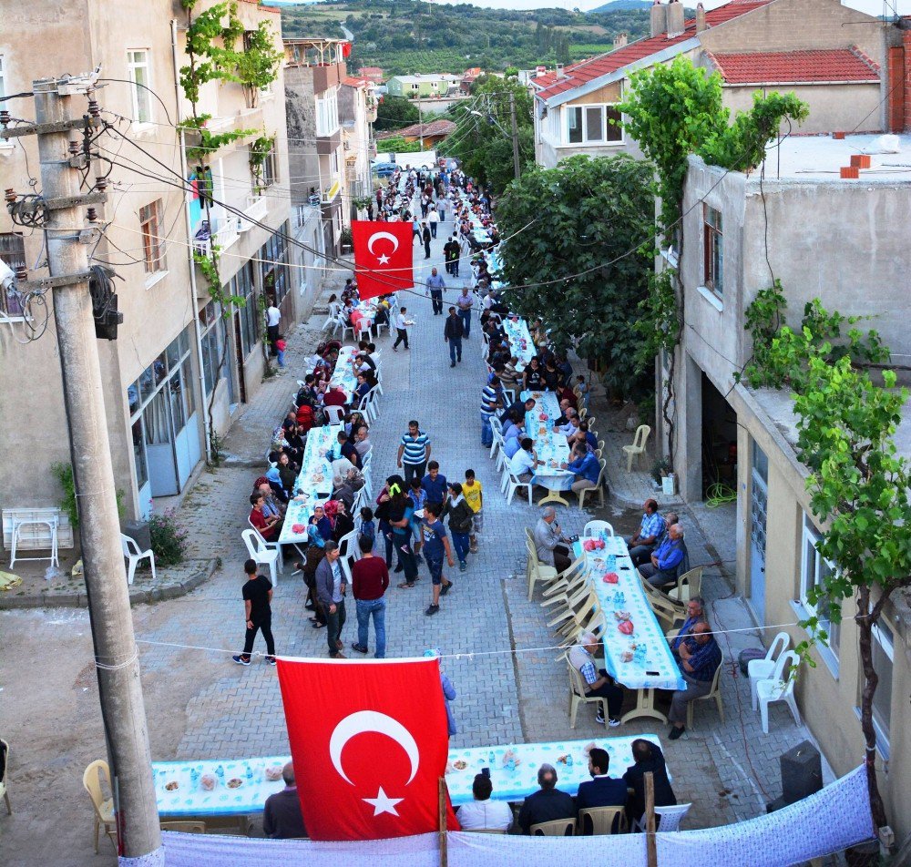 Beyçayırlılar Derneğinden İftar Programı