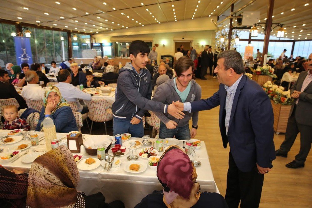 Darıca’da Yetim Çocuklar Unutulmadı