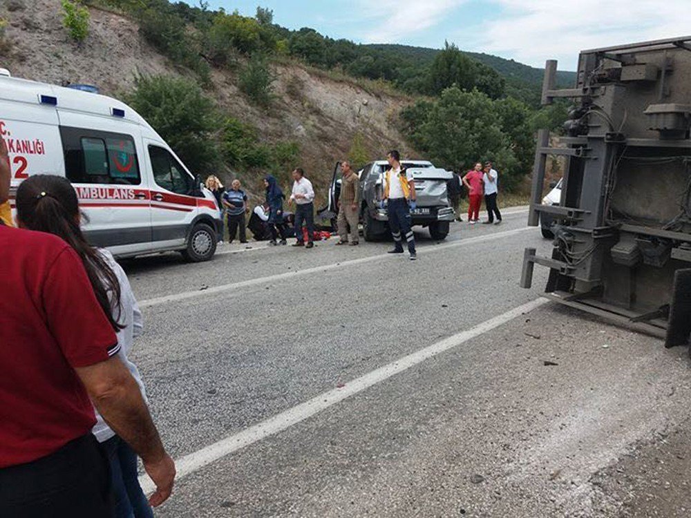 Dursunbey Balıkesir Yolunda Trafik Kazası