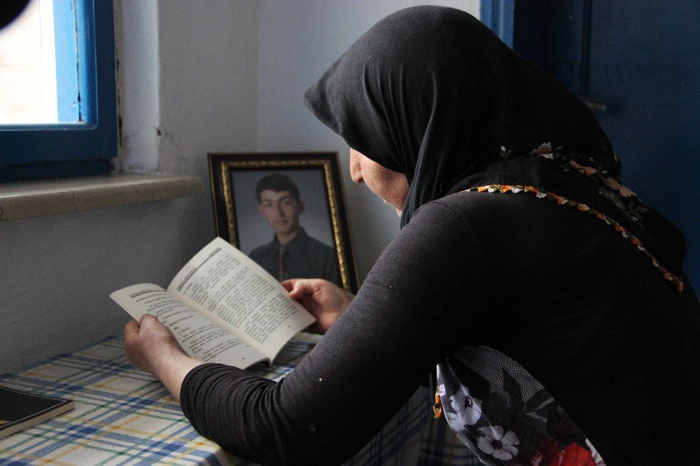 Ölen Oğlunun Hayalini Gerçekleştirmek İçin Çabalıyor