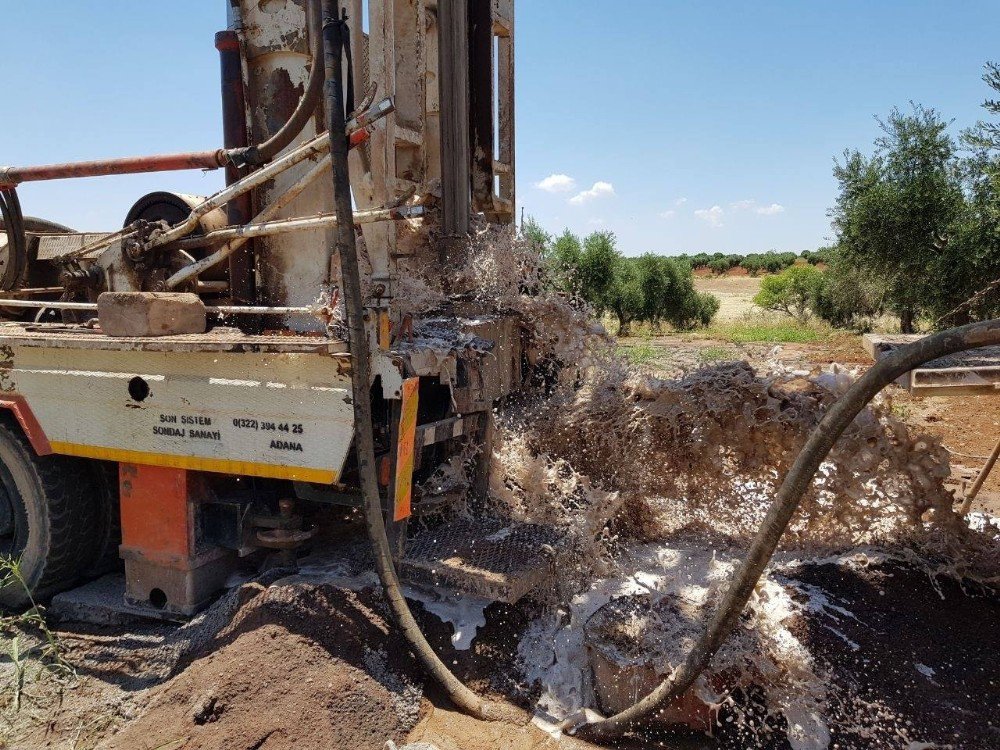 İl Özel İdaresi Su Sıkıntısı Çekilen Köylerde Sondaj Çalışması Başlattı