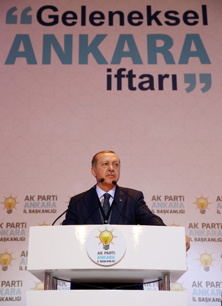 Cumhurbaşkanı Erdoğan’dan Partililere Tevazu Uyarısı