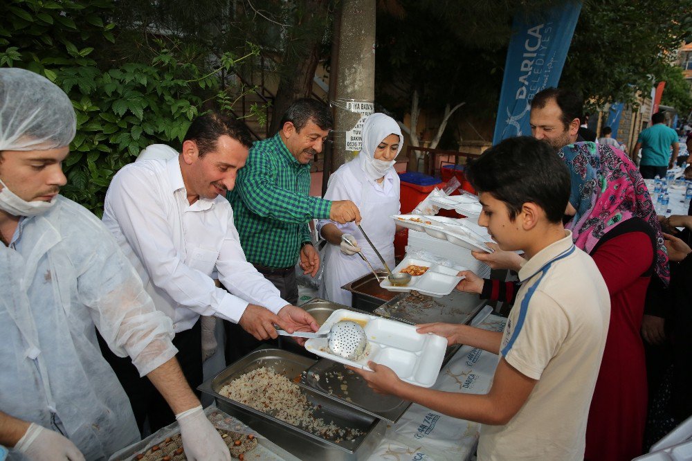 Darıcalılar Ramazan Sevincini Birlikte Paylaşıyor