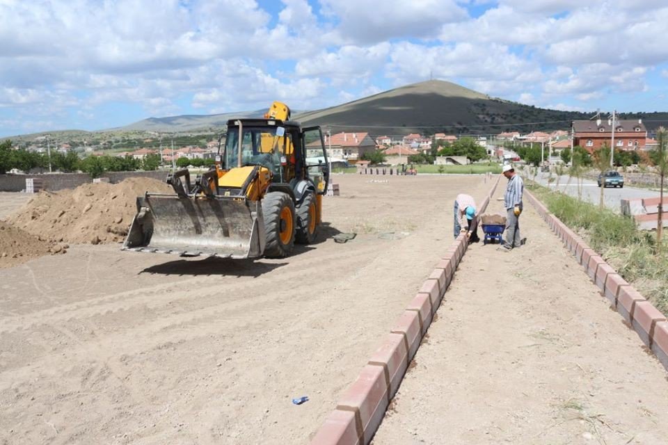 Kaymaklı’ya Oyun Parkı Ve Spor Alanı Yapılıyor