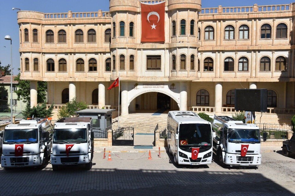 Kocaeli Belediyesi, Nusaybin Belediyesine 4 Araç Hibe Etti