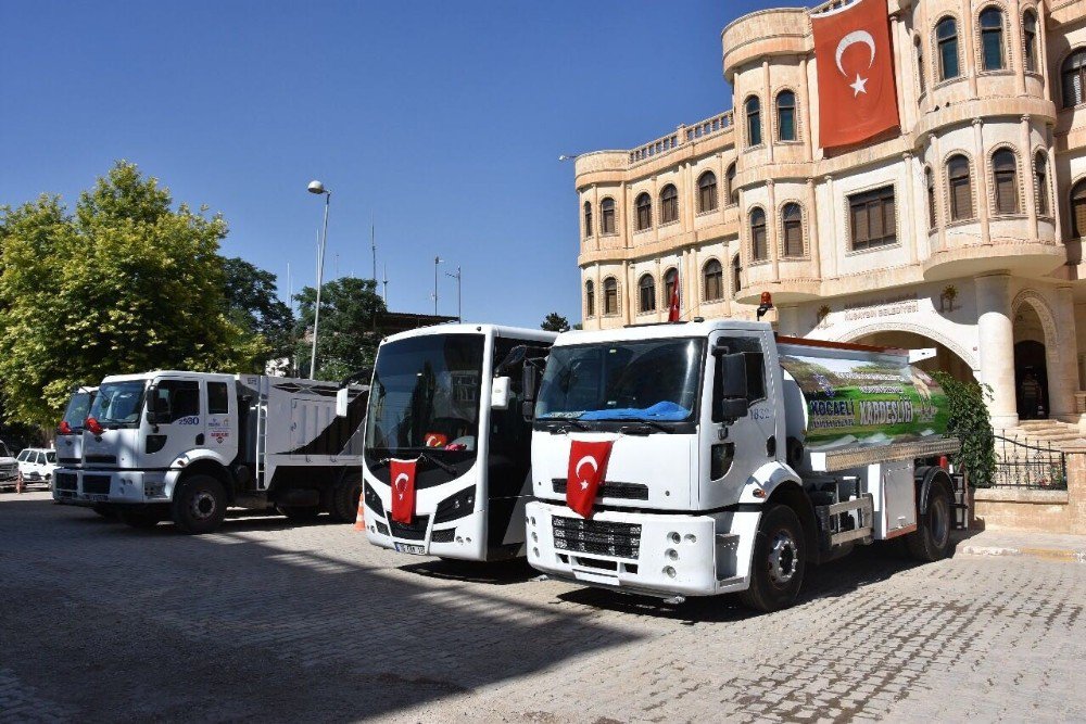 Kocaeli Belediyesi, Nusaybin Belediyesine 4 Araç Hibe Etti