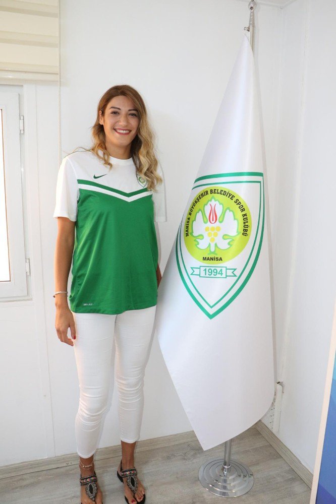 Buse İnce Manisa Büyükşehir Belediyespor’da