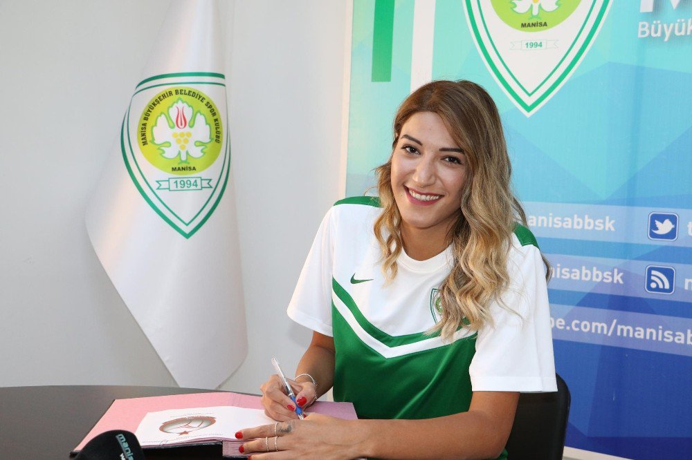 Buse İnce Manisa Büyükşehir Belediyespor’da