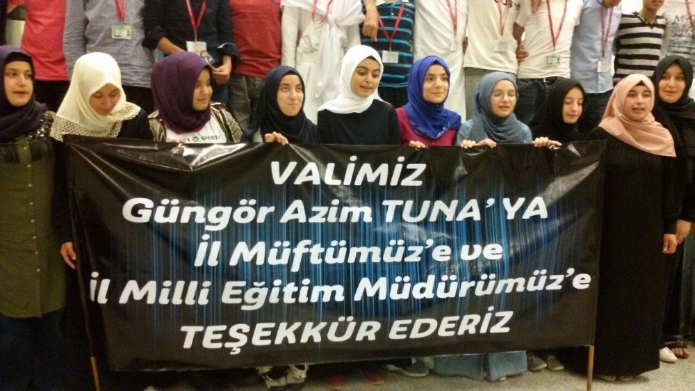 Umreye Giden Öğrenciler Şanlıurfa’ya Döndü