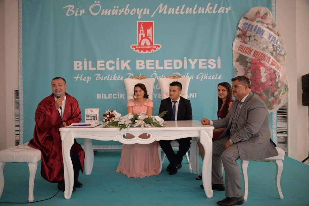 Başkan Yağcı, Belediye Çalışanının Nikah Törenine Katıldı