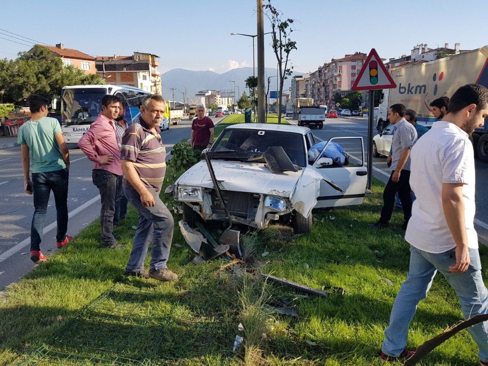 Otomobil Refüjü Savaş Alanına Çevirdi