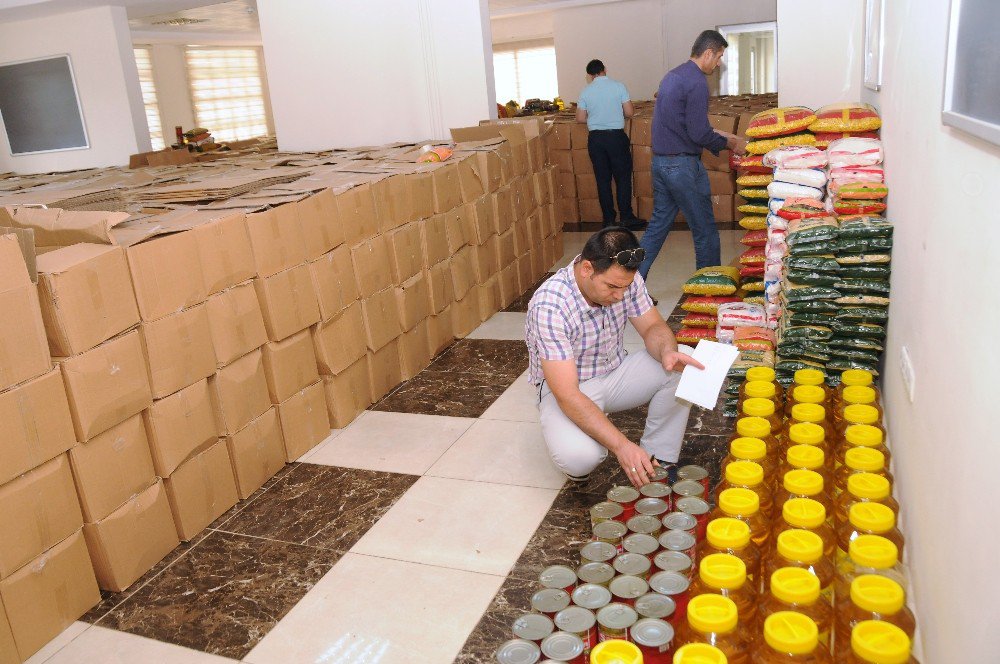 Kayapınar Belediyesinden 3 Bin Kişiye Gıda Yardımı