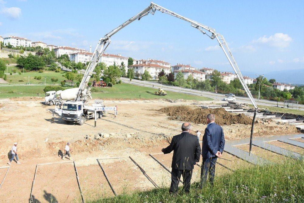 Güreş Alanında Hummalı Çalışma Sürüyor