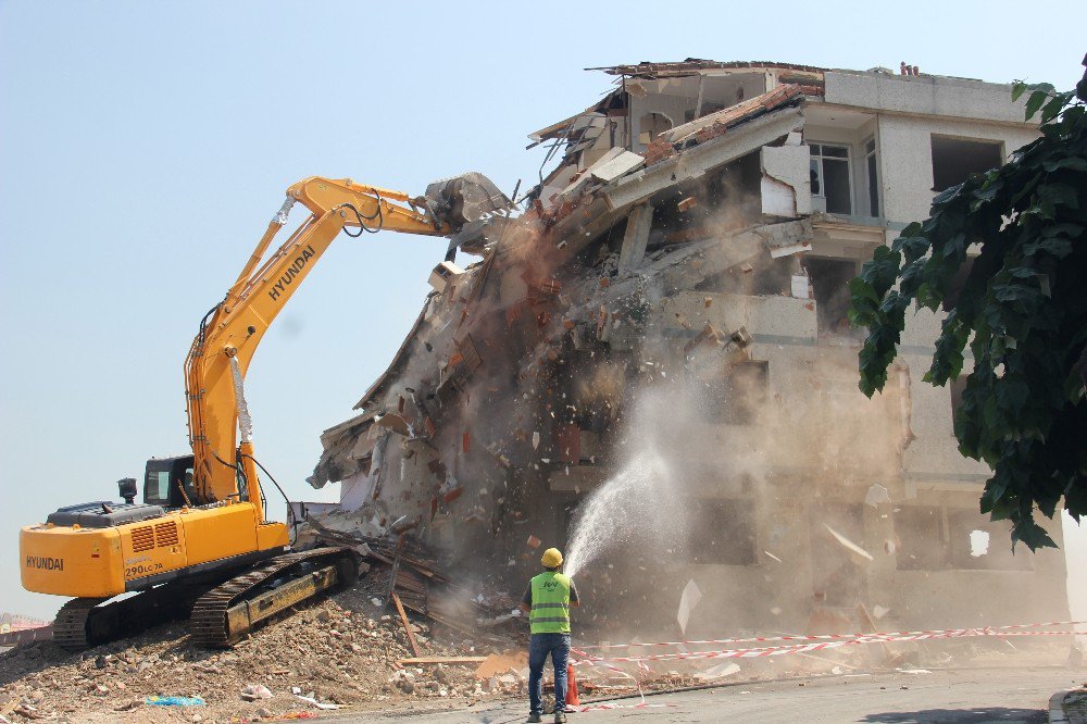 Korkutan Deprem Sonrası Kentsel Dönüşüm Hız Kazandı