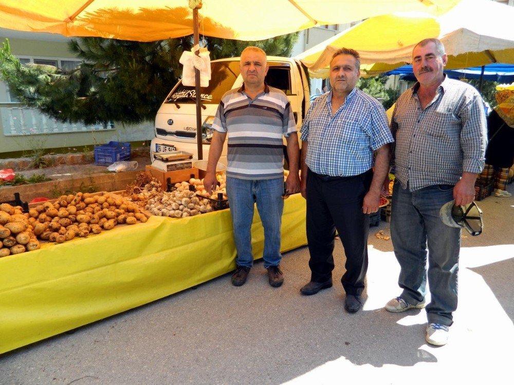 Yeni Mahalleye Kapsamlı Köylü Pazarı