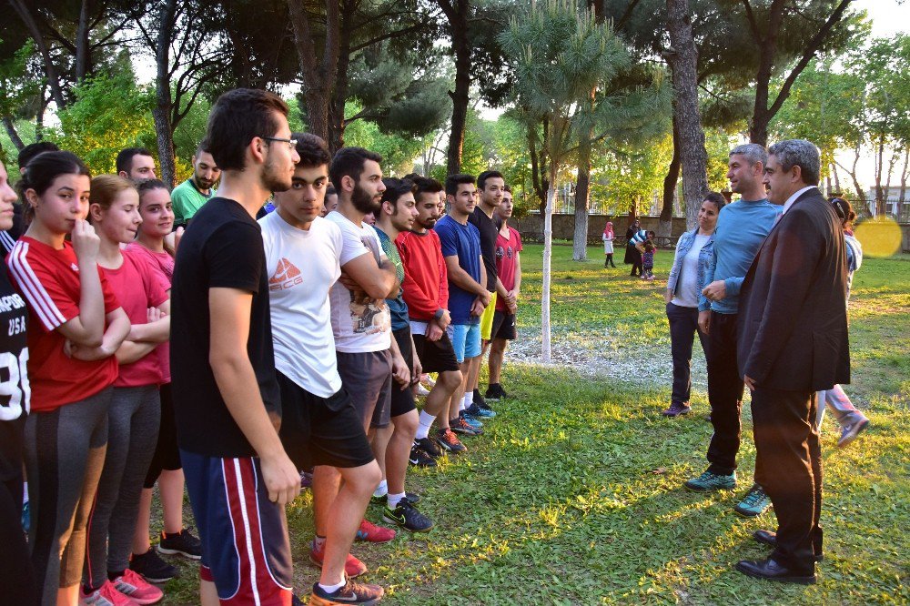 Nazilli Belediyesinden Besyo Ve Pomem’e Hazırlanan Öğrencilere Destek