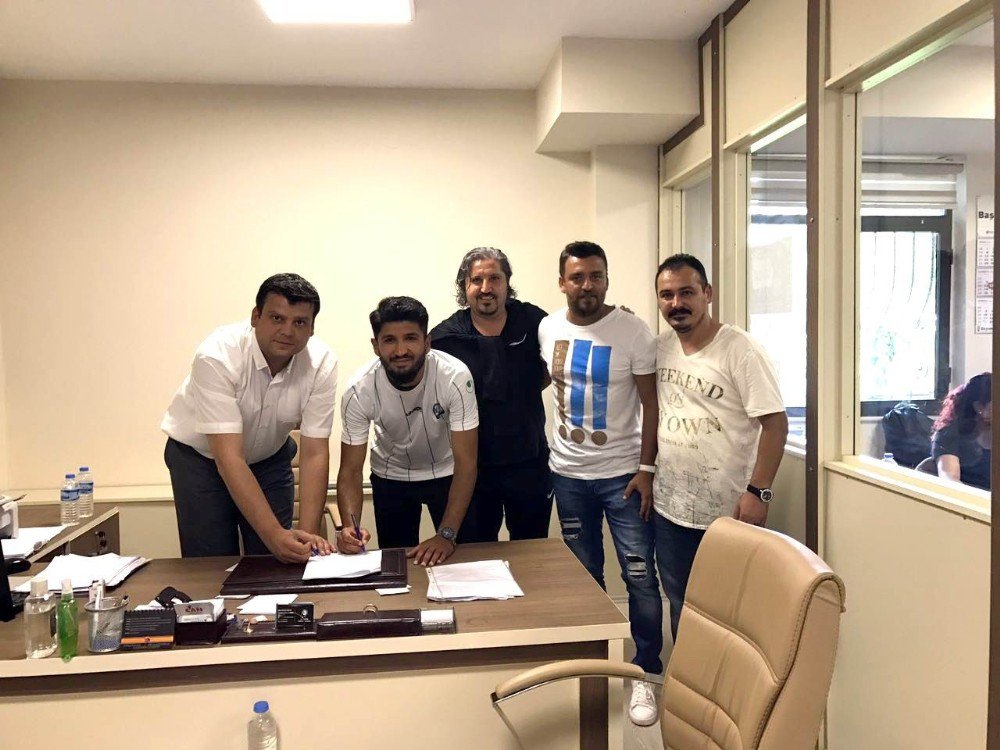 Salihli Belediyespor’dan Transfer Yağmuru