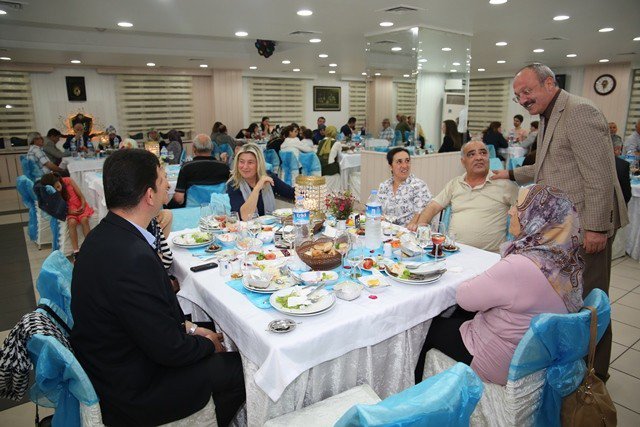 Polis Eşleri Derneğinden Anlamlı İftar