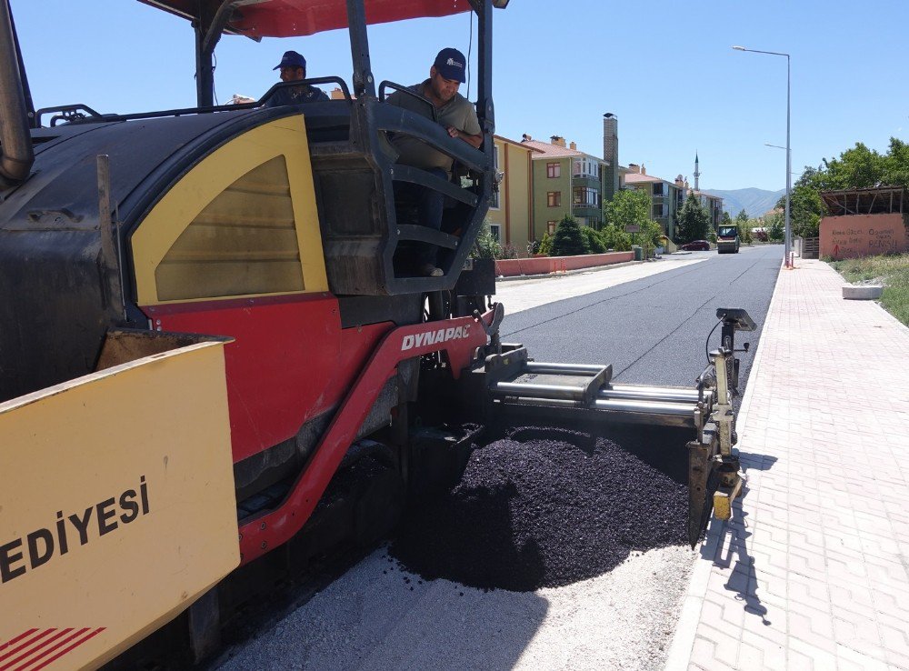 Ramazan Ayında Asfalt Mesaisi