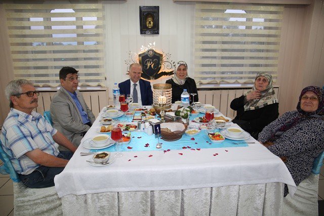 Polis Eşleri Derneğinden Anlamlı İftar