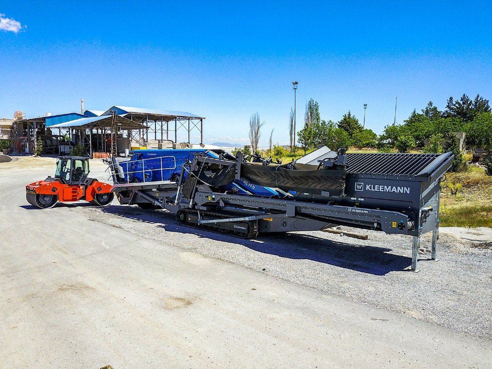 Malatya’ya Mobil Elek Ve Silindir Makinesi Aldı