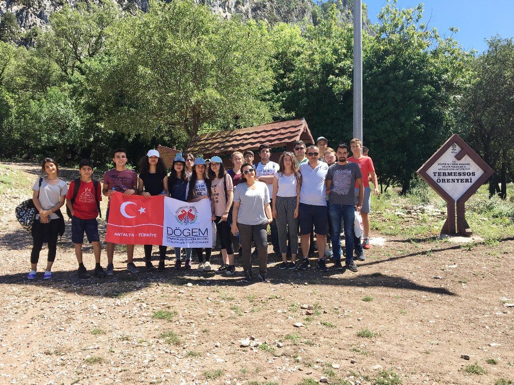 Dögem Üyeleri Antik Termesssos Şehrini Gezdi