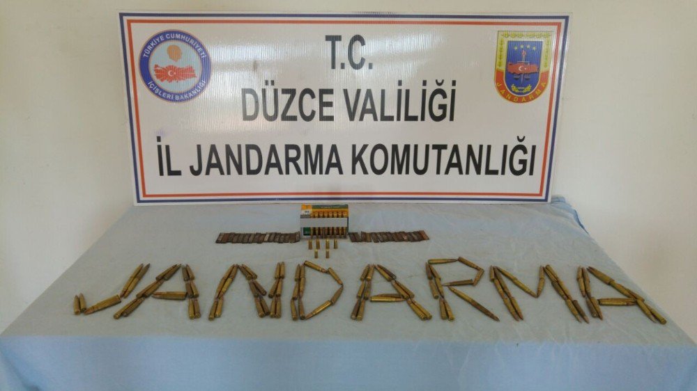 Jandarmadan Kenevir Baskını