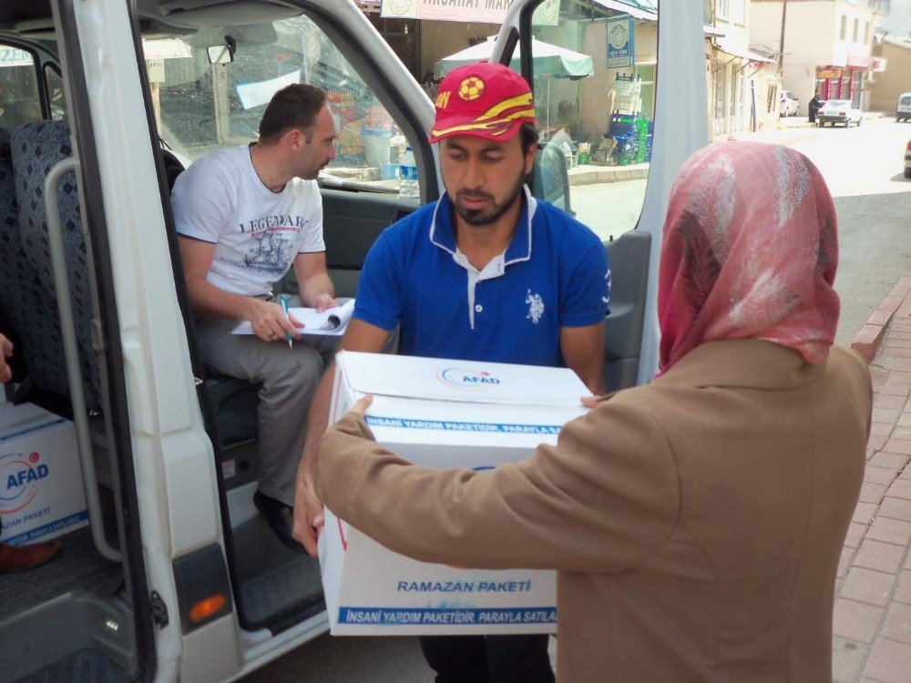 Elazığ’da Afad’dan Suriyeli Ailelere Yardım