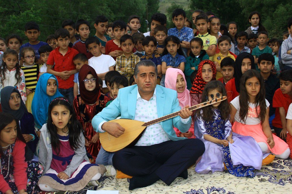 Hakkari’de Şehit Öğretmen Aybüke İçin Mevlit Okutuldu