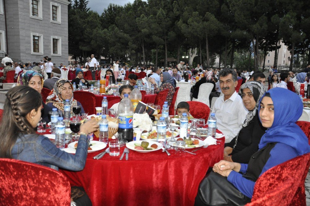 Dörtyol’da Şehit Ve Gazilere İftar Verildi