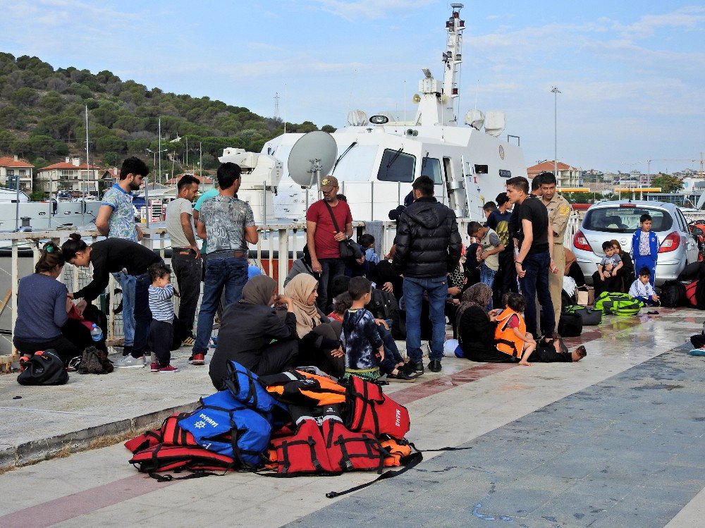 Çeşme’de 59 Sığınmacı Yakalandı