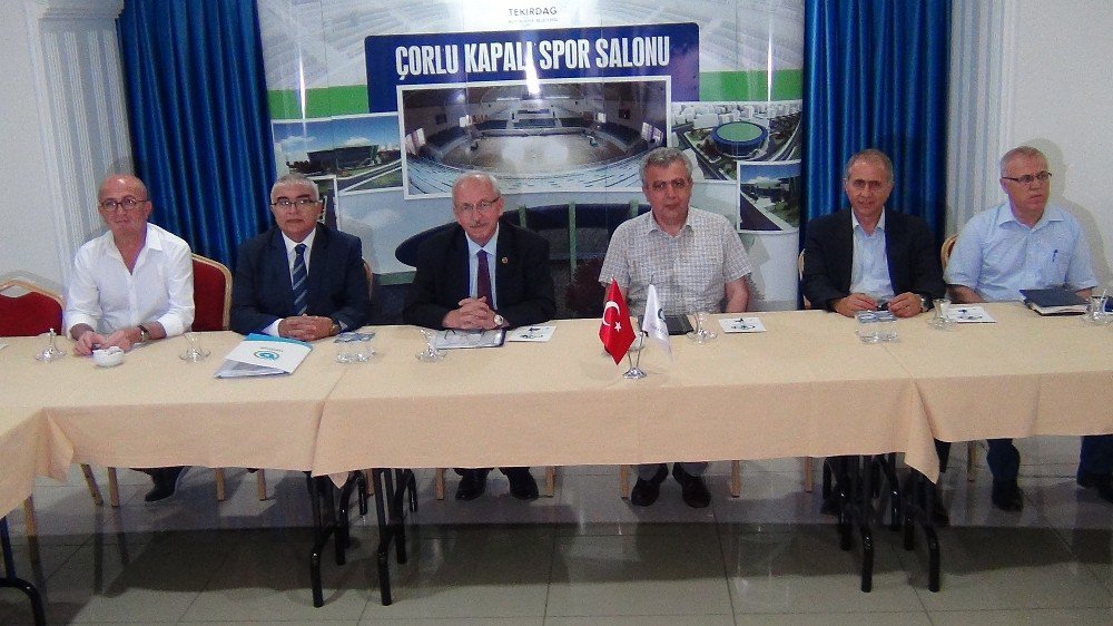 Tekirdağ Büyükşehir Belediyesi Çorlu’ya Spor Salonu Yaptıracak