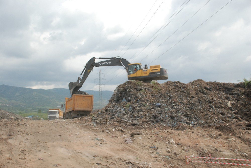 Çöp Dağları Doğaya Kazandırılıyor