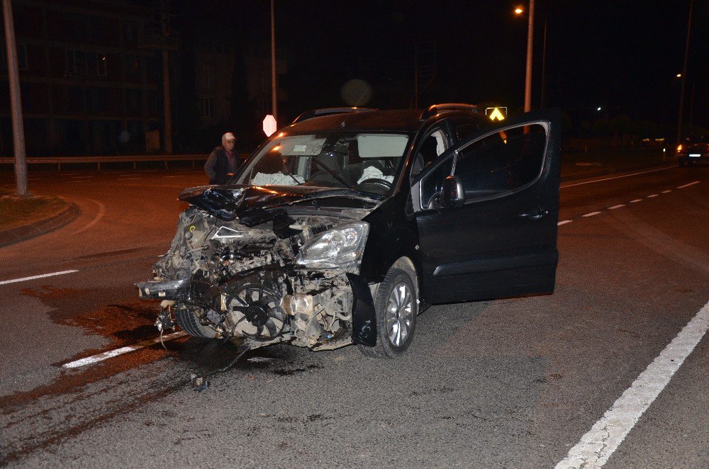 Ünye’de Trafik Kazası: 4 Yaralı